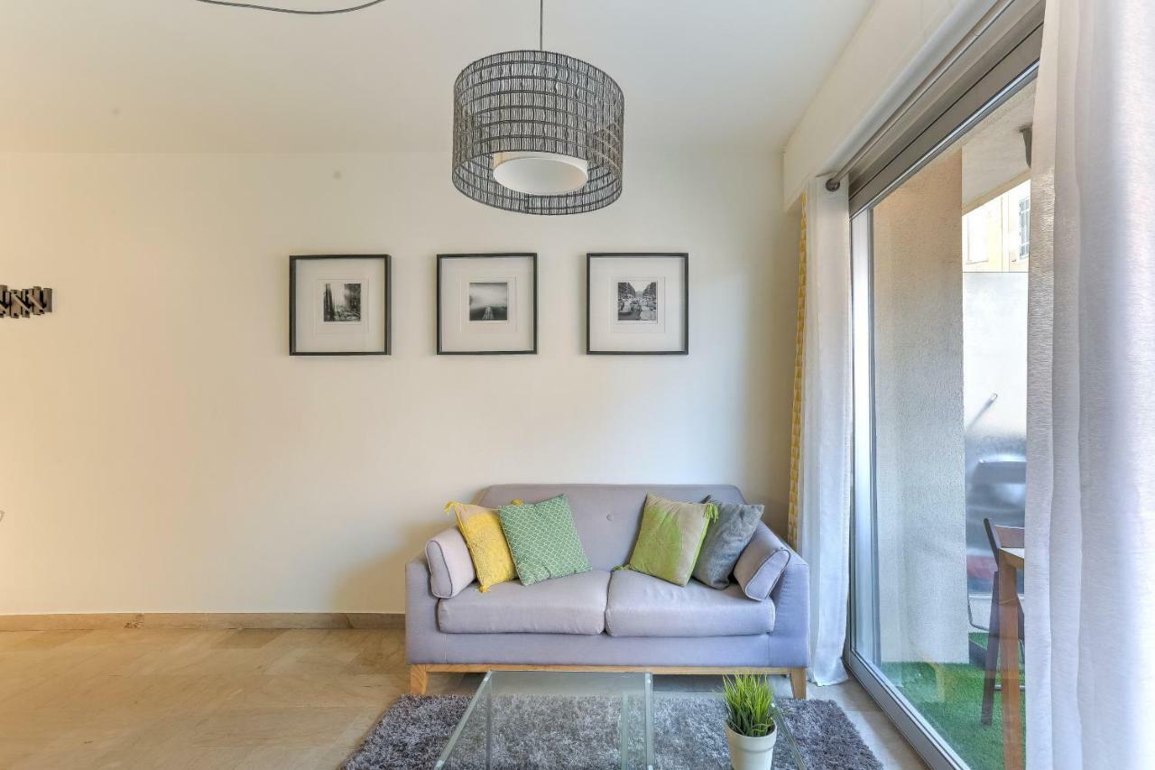 Studio Cosy Merle Cannes Bagian luar foto